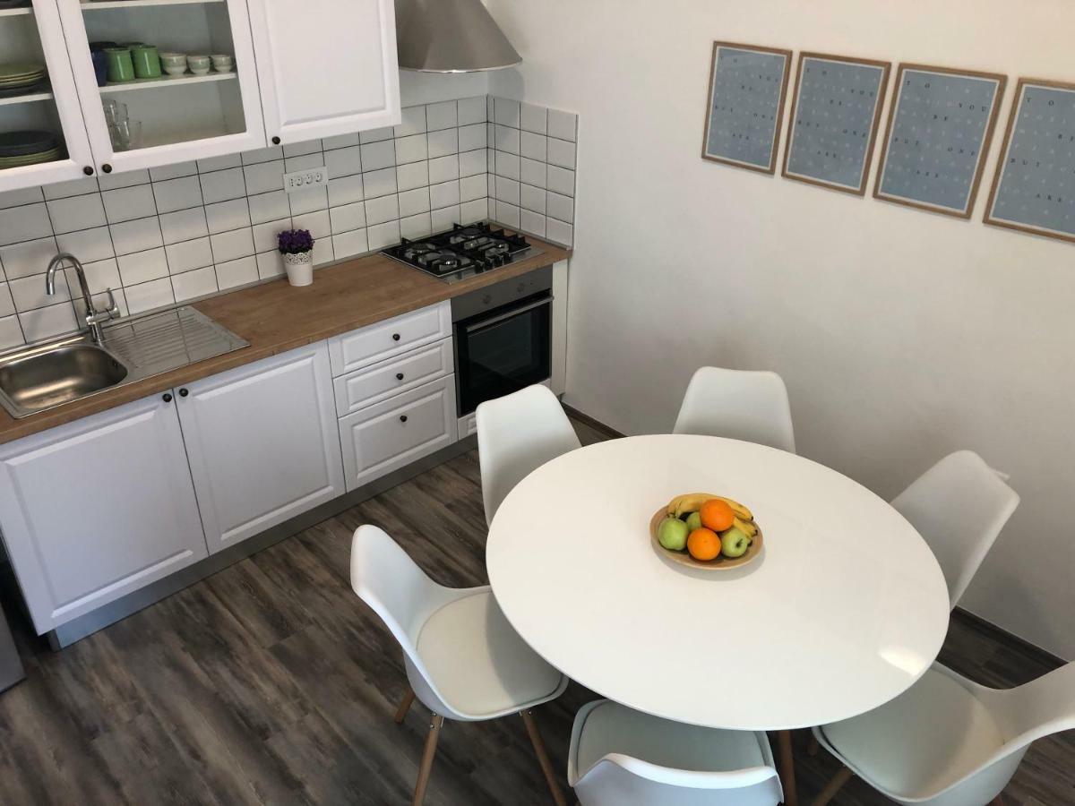Apartment Check In Pula Eksteriør billede